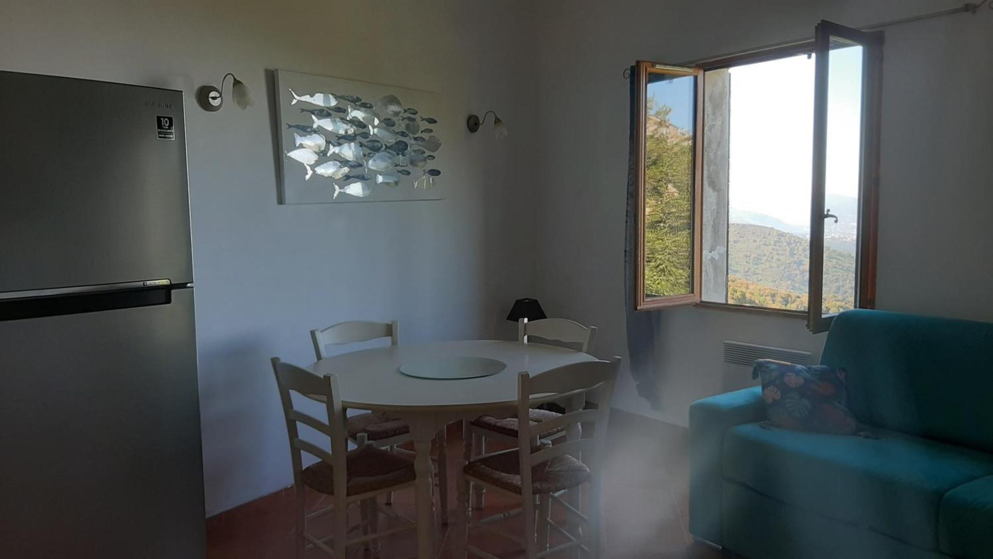 Gite La Fontaine Corse Loreto-di-Casinca Pokoj fotografie